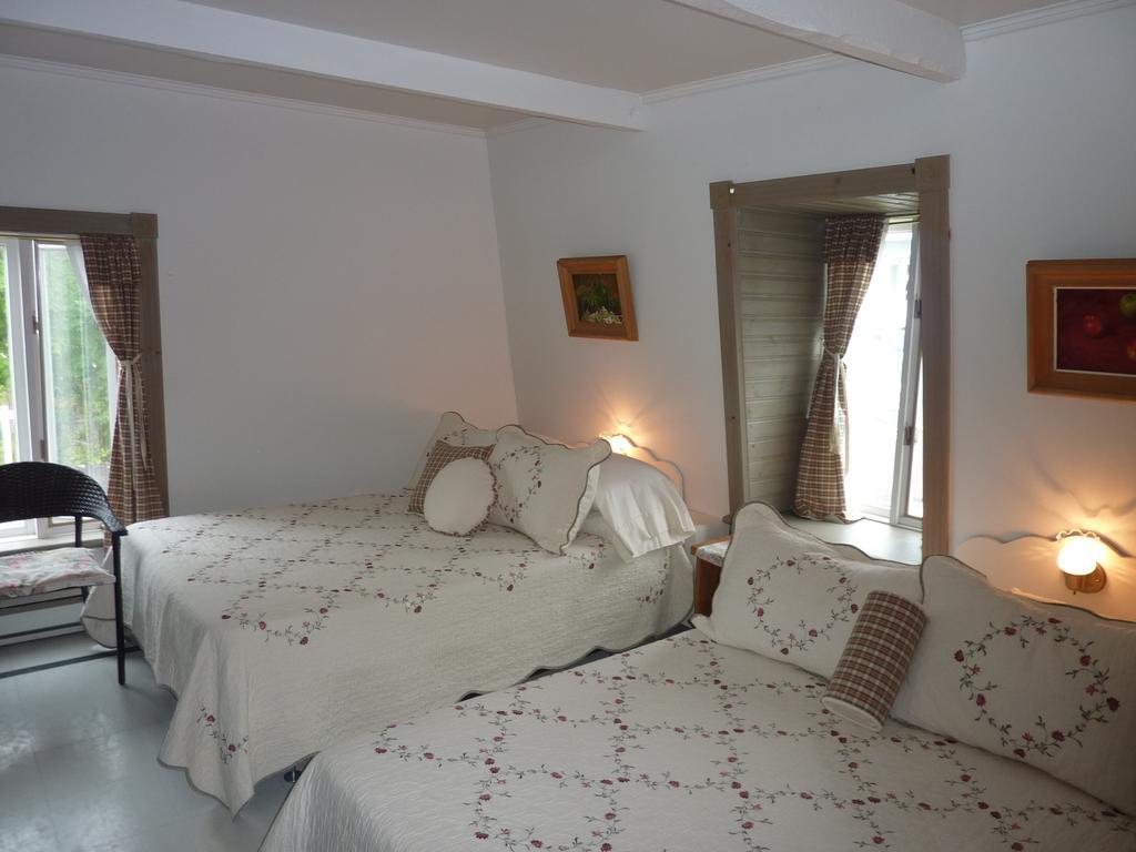 Auberge Petite Plaisance La Malbaie Habitación foto