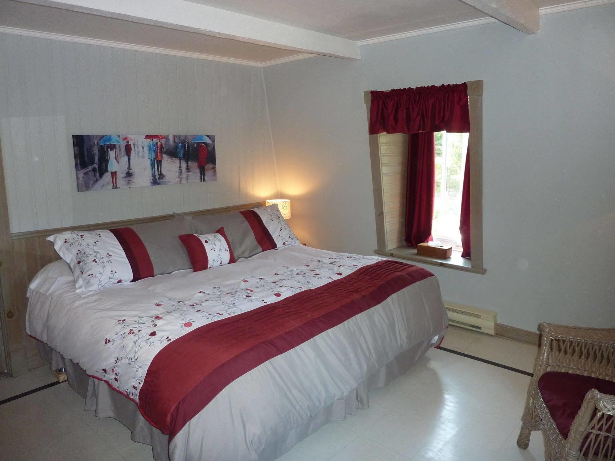 Auberge Petite Plaisance La Malbaie Exterior foto
