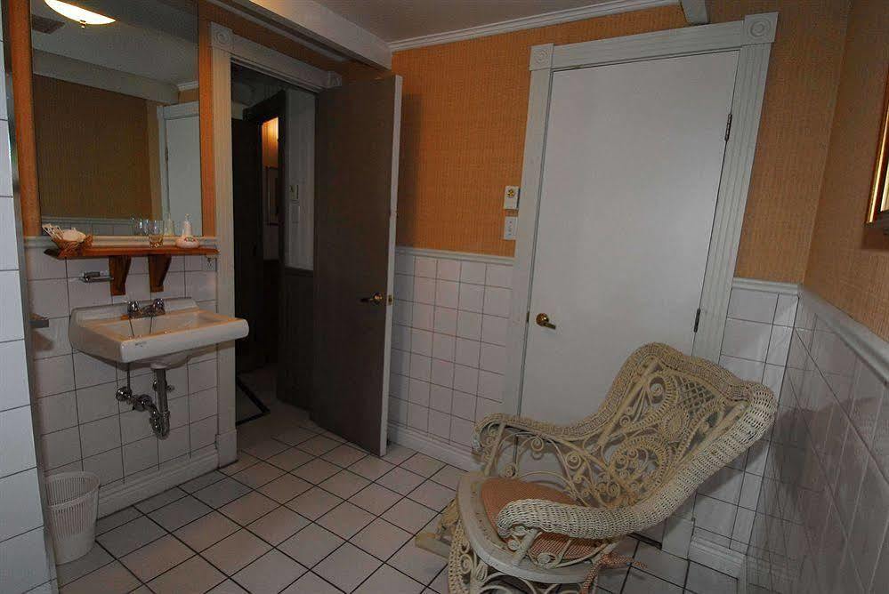 Auberge Petite Plaisance La Malbaie Exterior foto